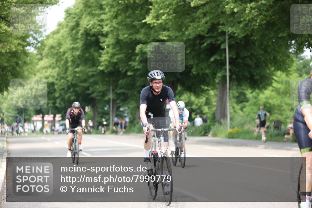15.06.2025 - 7 Türme Triathlon Yannick Fuchs http://msf.ph/oto/7999779 15.06.2025 13:14:12 Radfahren 213, 258, 418, 487, 722, 809 meine-sportfotos.de