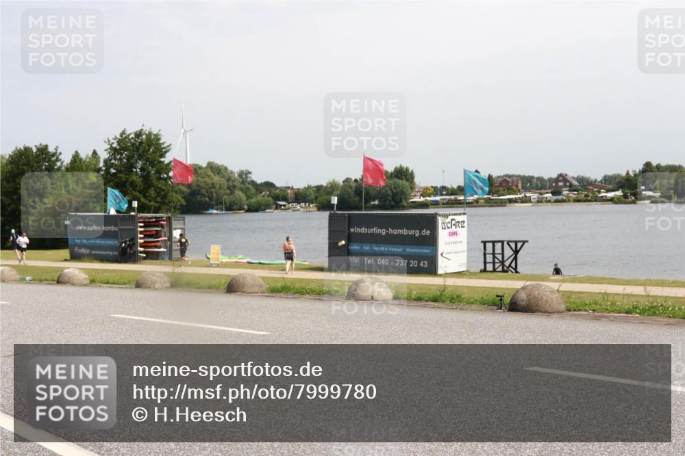 21.06.2025 - 27. Vierlanden-Triathlon H.Heesch http://msf.ph/oto/7999780 15.06.2025 11:40:23 Radfahren  meine-sportfotos.de