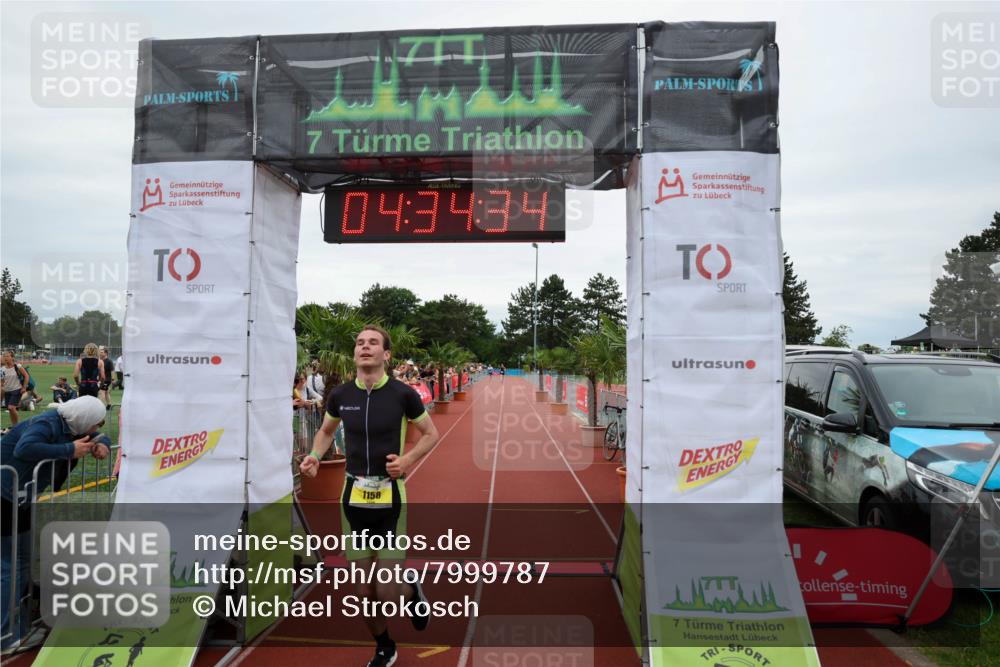 15.06.2025 - 7 Türme Triathlon Michael Strokosch http://msf.ph/oto/7999787 15.06.2025 14:34:34 Ziel 1158 meine-sportfotos.de