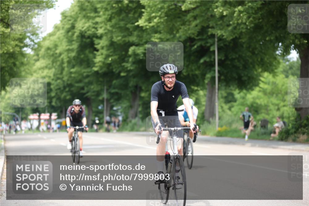 15.06.2025 - 7 Türme Triathlon Yannick Fuchs http://msf.ph/oto/7999803 15.06.2025 13:14:12 Radfahren 213, 258, 418, 487, 722, 809 meine-sportfotos.de