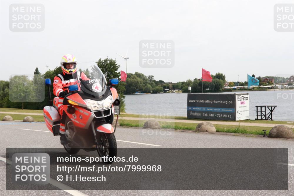 15.06.2025 - 27. Vierlanden-Triathlon H.Heesch http://msf.ph/oto/7999968 15.06.2025 10:27:33 Radfahren 165, 492, 522, 549, 628 meine-sportfotos.de