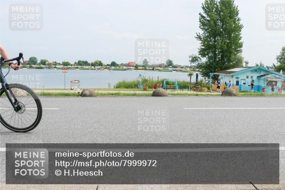21.06.2025 - 27. Vierlanden-Triathlon H.Heesch http://msf.ph/oto/7999972 15.06.2025 12:32:37 Radfahren 766, 1004, 1006, 1007, 1008 meine-sportfotos.de