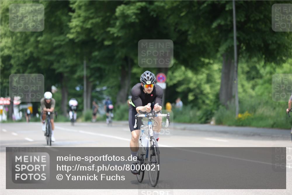 15.06.2025 - 7 Türme Triathlon Yannick Fuchs http://msf.ph/oto/8000021 15.06.2025 12:23:48 Radfahren 284, 367, 594 meine-sportfotos.de