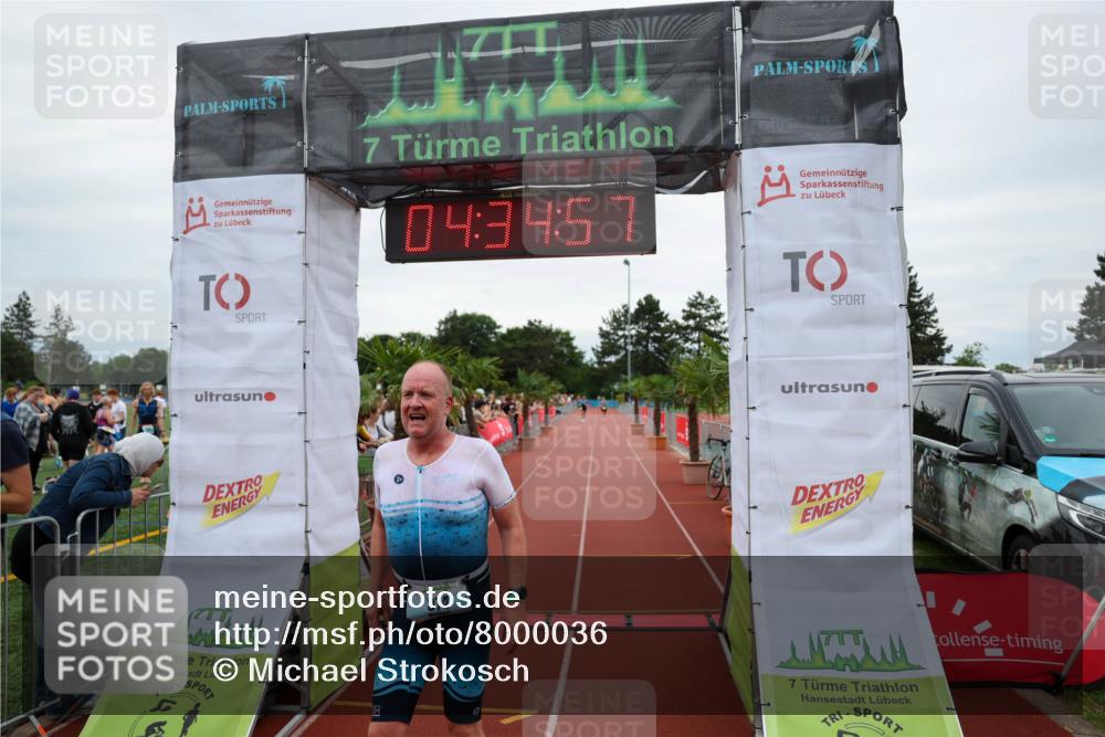 15.06.2025 - 7 Türme Triathlon Michael Strokosch http://msf.ph/oto/8000036 15.06.2025 14:34:57 Ziel 374, 421 meine-sportfotos.de