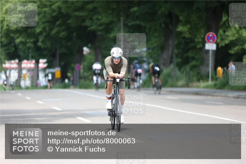 15.06.2025 - 7 Türme Triathlon Yannick Fuchs http://msf.ph/oto/8000063 15.06.2025 12:23:49 Radfahren 284, 594 meine-sportfotos.de