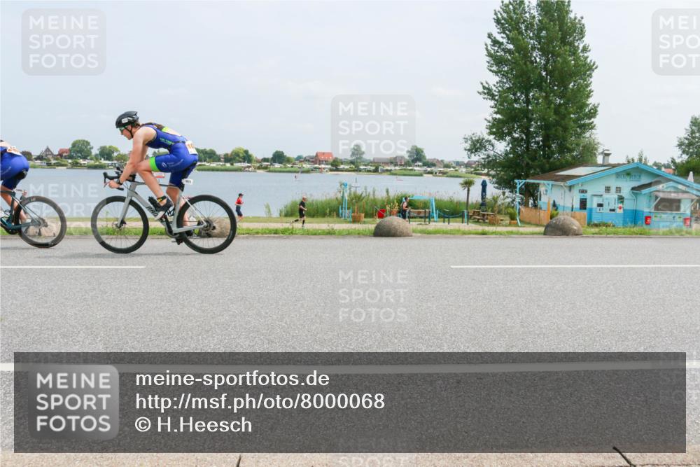 21.06.2025 - 27. Vierlanden-Triathlon H.Heesch http://msf.ph/oto/8000068 15.06.2025 12:32:53 Radfahren 1053, 1054, 1055, 1056 meine-sportfotos.de