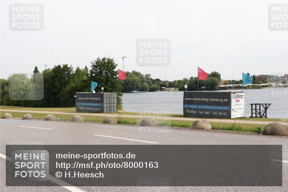 15.06.2025 - 27. Vierlanden-Triathlon H.Heesch http://msf.ph/oto/8000163 15.06.2025 10:27:41 Radfahren 510 meine-sportfotos.de