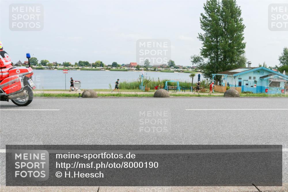 21.06.2025 - 27. Vierlanden-Triathlon H.Heesch http://msf.ph/oto/8000190 15.06.2025 12:33:20 Radfahren  meine-sportfotos.de
