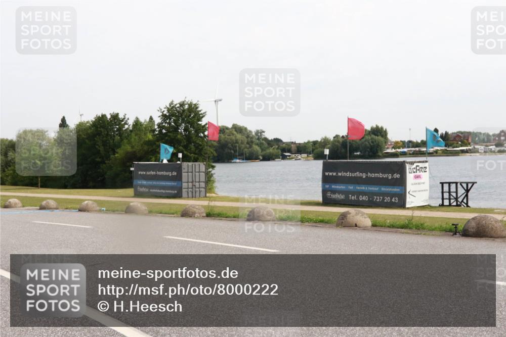 15.06.2025 - 27. Vierlanden-Triathlon H.Heesch http://msf.ph/oto/8000222 15.06.2025 10:27:43 Radfahren 510 meine-sportfotos.de