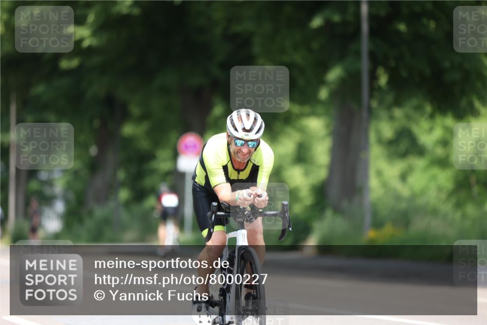 15.06.2025 - 7 Türme Triathlon Yannick Fuchs http://msf.ph/oto/8000227 15.06.2025 12:24:52 Radfahren 203, 339, 499 meine-sportfotos.de