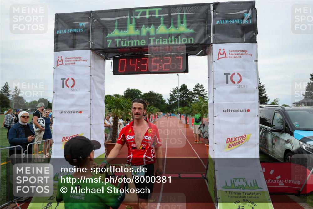 15.06.2025 - 7 Türme Triathlon Michael Strokosch http://msf.ph/oto/8000381 15.06.2025 14:35:26 Ziel 582 meine-sportfotos.de