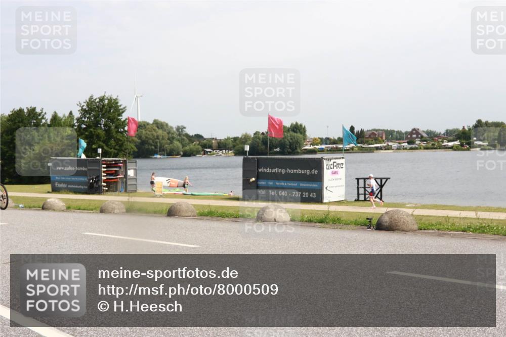 21.06.2025 - 27. Vierlanden-Triathlon H.Heesch http://msf.ph/oto/8000509 15.06.2025 11:41:09 Radfahren 649, 715, 867, 883, 884 meine-sportfotos.de