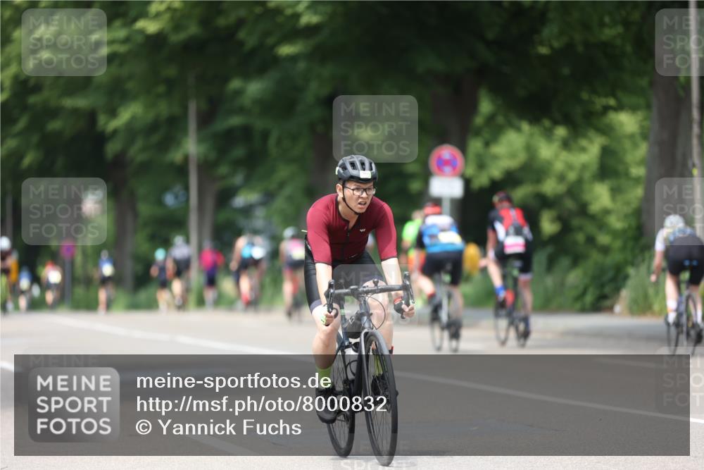 15.06.2025 - 7 Türme Triathlon Yannick Fuchs http://msf.ph/oto/8000832 15.06.2025 13:14:55 Radfahren 289, 297, 732 meine-sportfotos.de