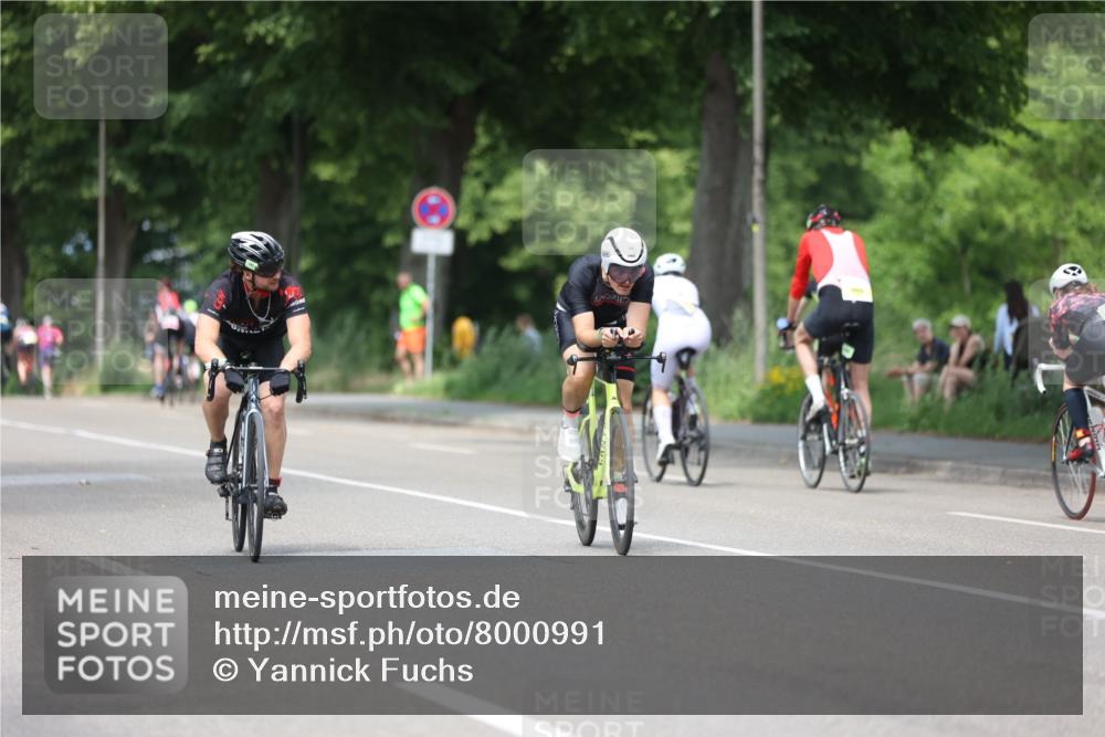 15.06.2025 - 7 Türme Triathlon Yannick Fuchs http://msf.ph/oto/8000991 15.06.2025 13:14:59 Radfahren 289, 297, 337, 547, 662, 925, 1058 meine-sportfotos.de