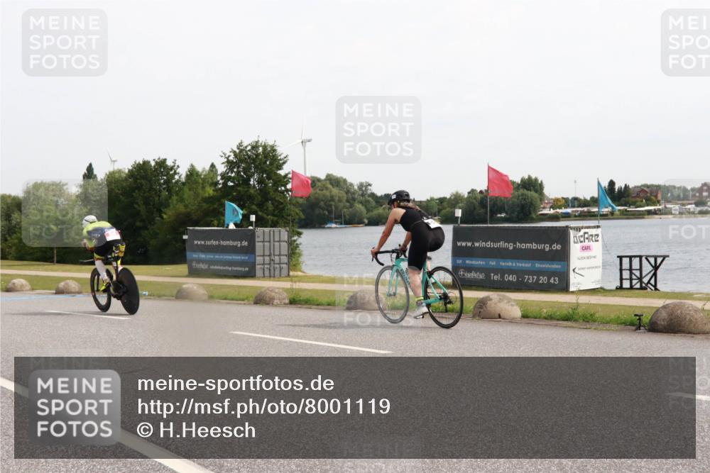 15.06.2025 - 27. Vierlanden-Triathlon H.Heesch http://msf.ph/oto/8001119 15.06.2025 10:28:05 Radfahren 73, 94, 217, 485 meine-sportfotos.de