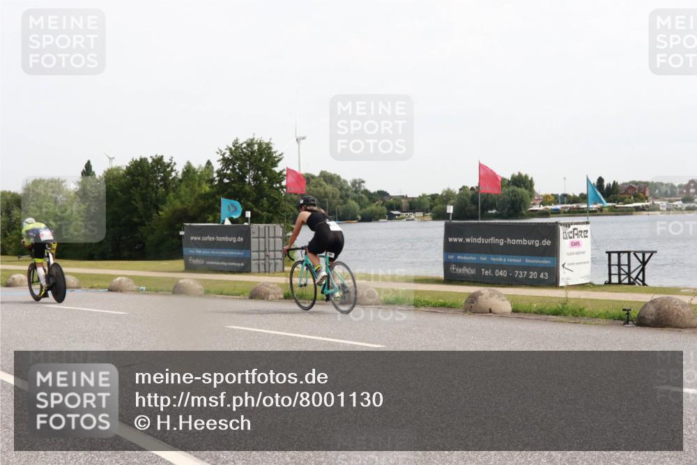 15.06.2025 - 27. Vierlanden-Triathlon H.Heesch http://msf.ph/oto/8001130 15.06.2025 10:28:06 Radfahren 94, 217, 485, 550 meine-sportfotos.de