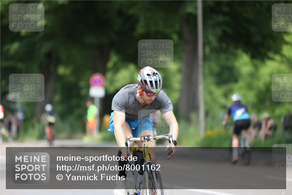 15.06.2025 - 7 Türme Triathlon Yannick Fuchs http://msf.ph/oto/8001162 15.06.2025 13:15:06 Radfahren 337, 547, 662, 861, 888, 925, 1001, 1058, 1118, 1126, 1128 meine-sportfotos.de