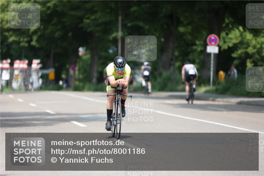 15.06.2025 - 7 Türme Triathlon Yannick Fuchs http://msf.ph/oto/8001186 15.06.2025 12:26:39 Radfahren 244, 580, 592 meine-sportfotos.de