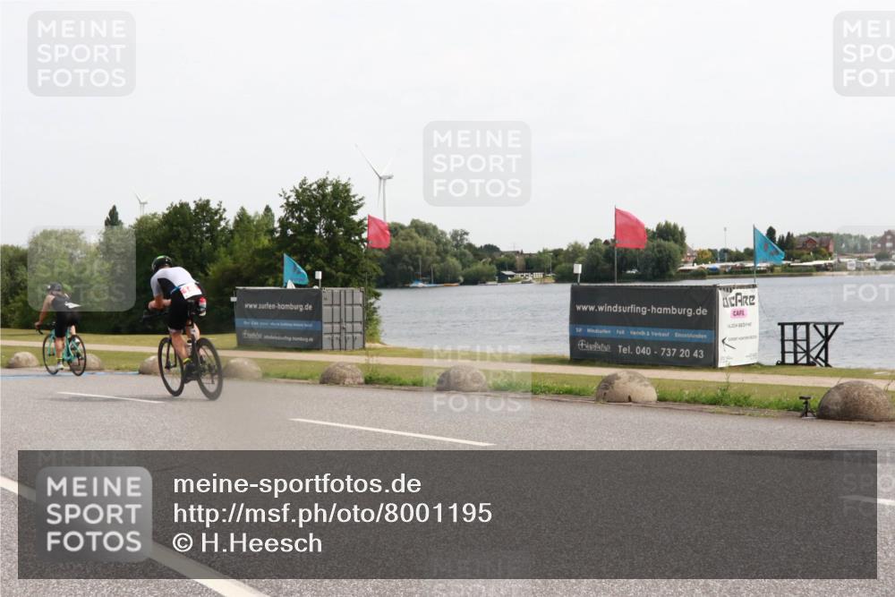 15.06.2025 - 27. Vierlanden-Triathlon H.Heesch http://msf.ph/oto/8001195 15.06.2025 10:28:07 Radfahren 94, 149, 217, 485, 550 meine-sportfotos.de