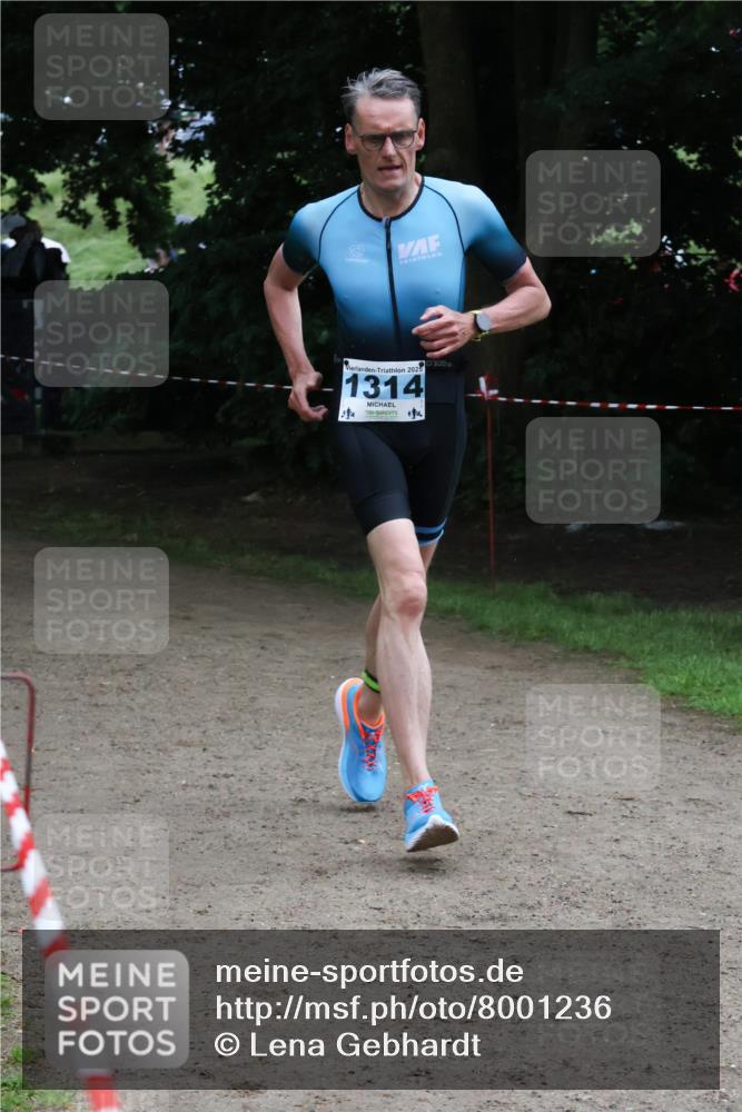 21.06.2025 - 27. Vierlanden-Triathlon Lena Gebhardt http://msf.ph/oto/8001236 15.06.2025 14:05:11 Laufen 2025, 1314, 14 meine-sportfotos.de