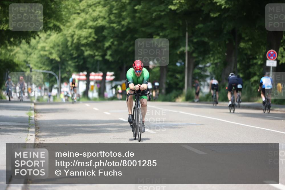 15.06.2025 - 7 Türme Triathlon Yannick Fuchs http://msf.ph/oto/8001285 15.06.2025 12:26:45 Radfahren 252, 270, 327, 386, 390, 454, 473, 592 meine-sportfotos.de