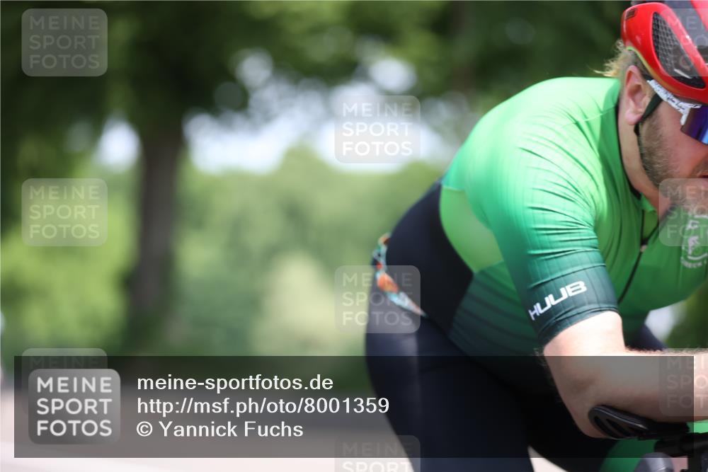 15.06.2025 - 7 Türme Triathlon Yannick Fuchs http://msf.ph/oto/8001359 15.06.2025 12:26:47 Radfahren 252, 270, 327, 386, 390, 454, 473 meine-sportfotos.de