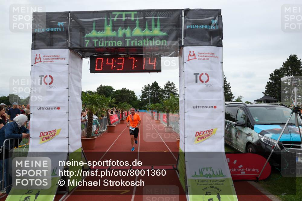 15.06.2025 - 7 Türme Triathlon Michael Strokosch http://msf.ph/oto/8001360 15.06.2025 14:37:14 Ziel 557 meine-sportfotos.de