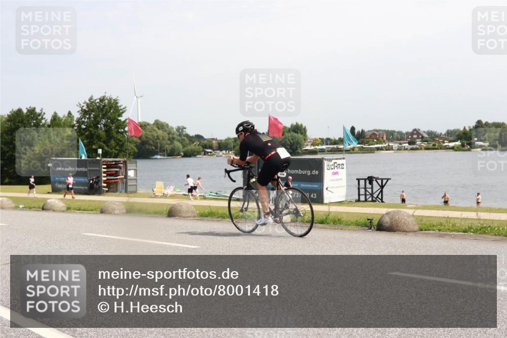 21.06.2025 - 27. Vierlanden-Triathlon H.Heesch http://msf.ph/oto/8001418 15.06.2025 11:45:13 Radfahren 636, 641, 667, 782, 840 meine-sportfotos.de