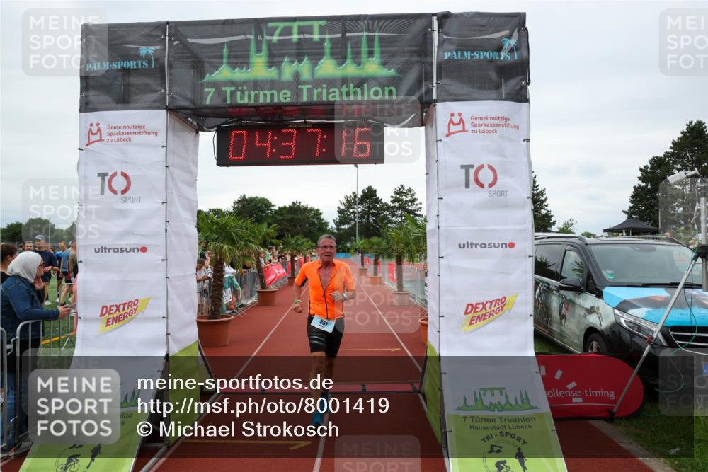 15.06.2025 - 7 Türme Triathlon Michael Strokosch http://msf.ph/oto/8001419 15.06.2025 14:37:16 Ziel 557 meine-sportfotos.de