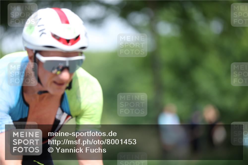 15.06.2025 - 7 Türme Triathlon Yannick Fuchs http://msf.ph/oto/8001453 15.06.2025 12:26:52 Radfahren 252, 327, 386, 390 meine-sportfotos.de