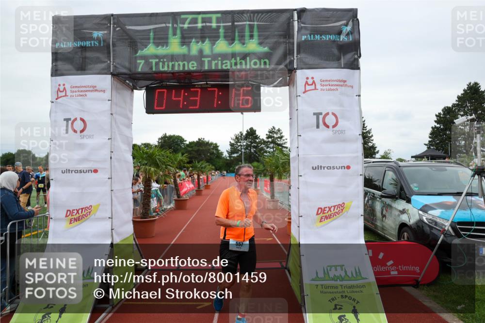 15.06.2025 - 7 Türme Triathlon Michael Strokosch http://msf.ph/oto/8001459 15.06.2025 14:37:16 Ziel 557 meine-sportfotos.de