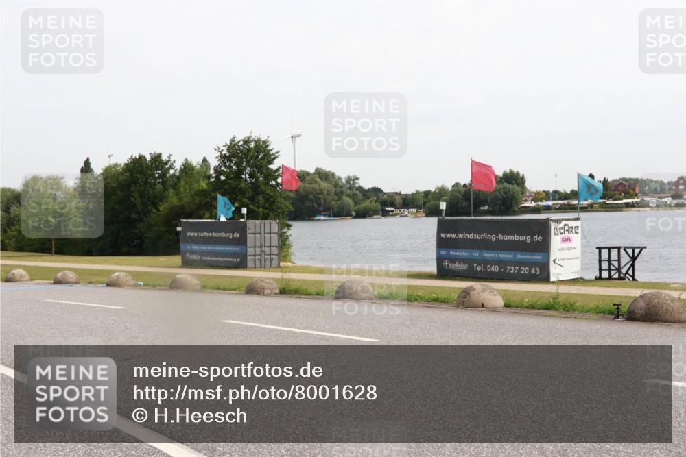 15.06.2025 - 27. Vierlanden-Triathlon H.Heesch http://msf.ph/oto/8001628 15.06.2025 10:28:15 Radfahren 149, 493 meine-sportfotos.de
