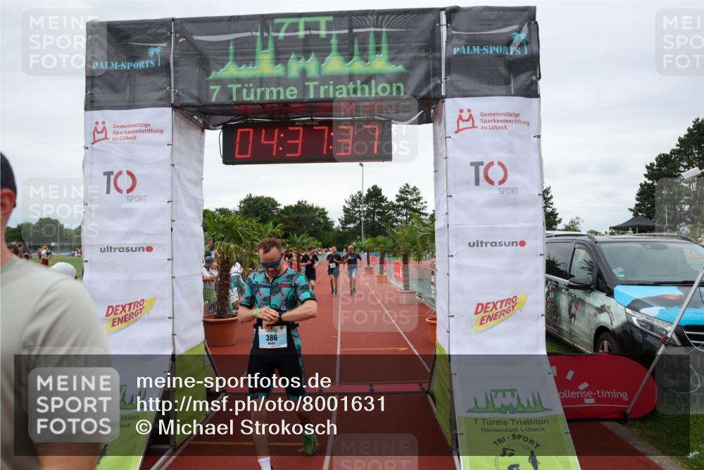 15.06.2025 - 7 Türme Triathlon Michael Strokosch http://msf.ph/oto/8001631 15.06.2025 14:37:37 Ziel 386, 585, 607 meine-sportfotos.de
