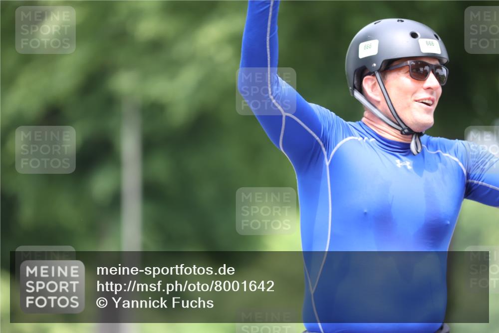 15.06.2025 - 7 Türme Triathlon Yannick Fuchs http://msf.ph/oto/8001642 15.06.2025 13:15:52 Radfahren 326, 418, 487, 666, 752, 788 meine-sportfotos.de