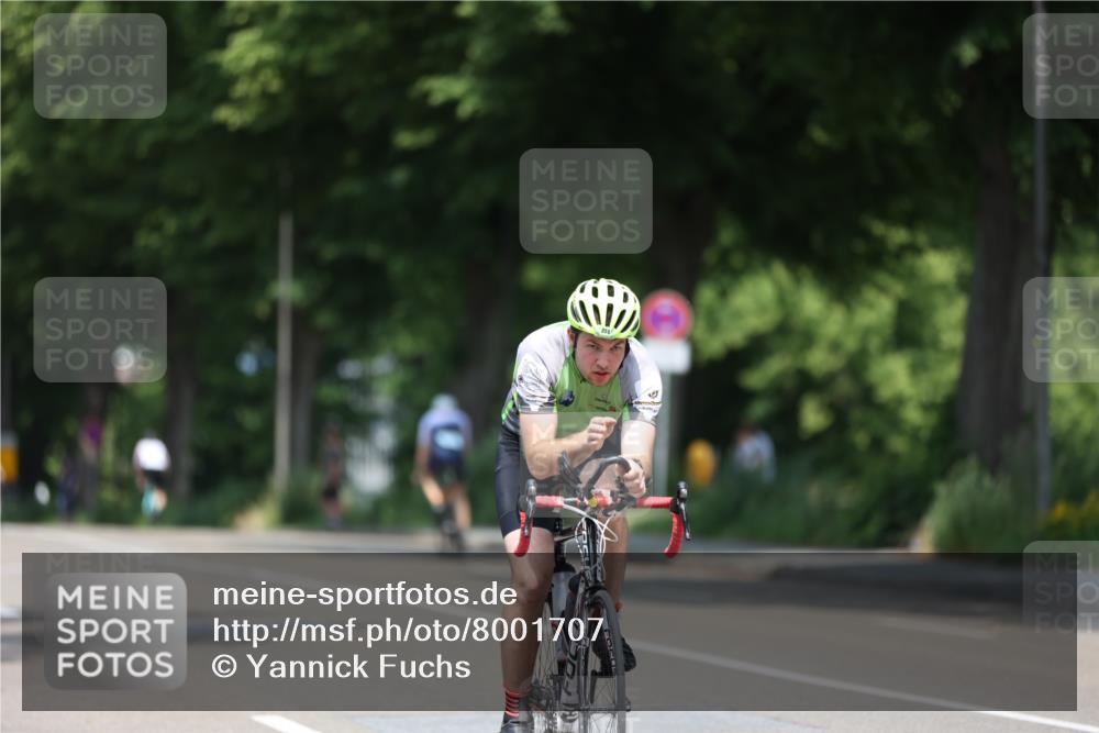 15.06.2025 - 7 Türme Triathlon Yannick Fuchs http://msf.ph/oto/8001707 15.06.2025 12:29:04 Radfahren  meine-sportfotos.de