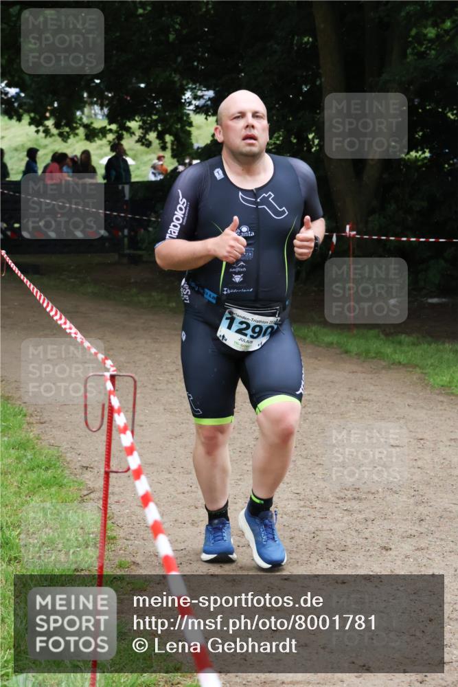 21.06.2025 - 27. Vierlanden-Triathlon Lena Gebhardt http://msf.ph/oto/8001781 15.06.2025 14:06:53 Laufen 202, 1290 meine-sportfotos.de