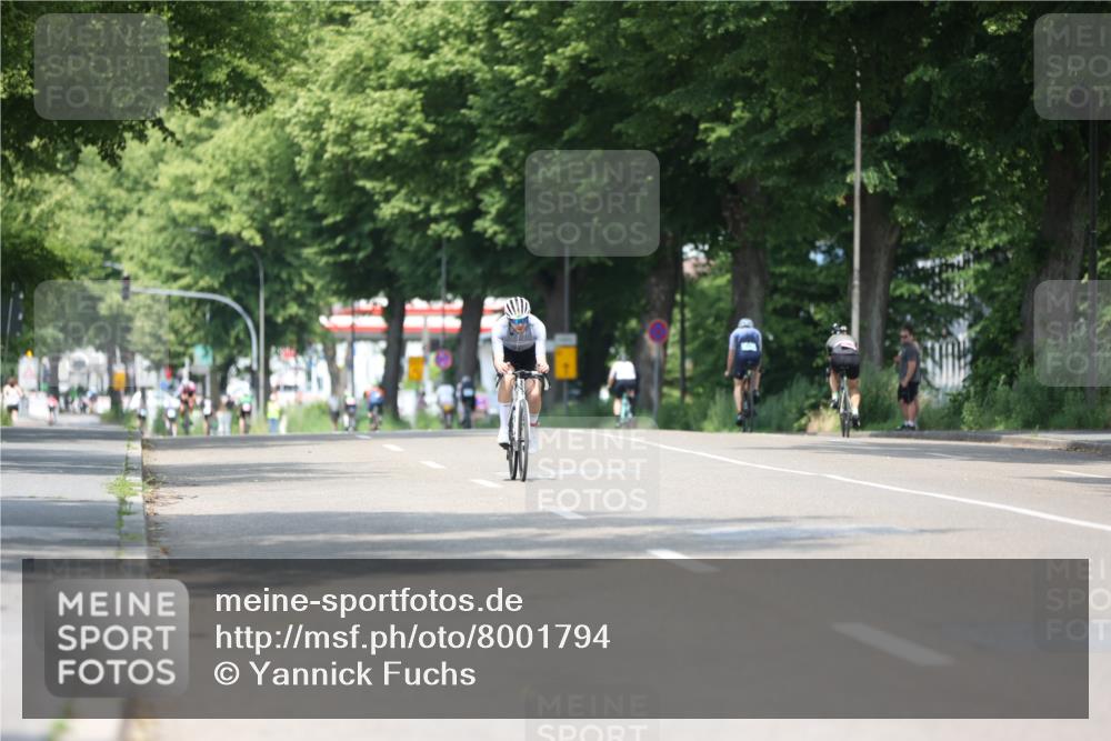 15.06.2025 - 7 Türme Triathlon Yannick Fuchs http://msf.ph/oto/8001794 15.06.2025 12:29:08 Radfahren 353, 596 meine-sportfotos.de