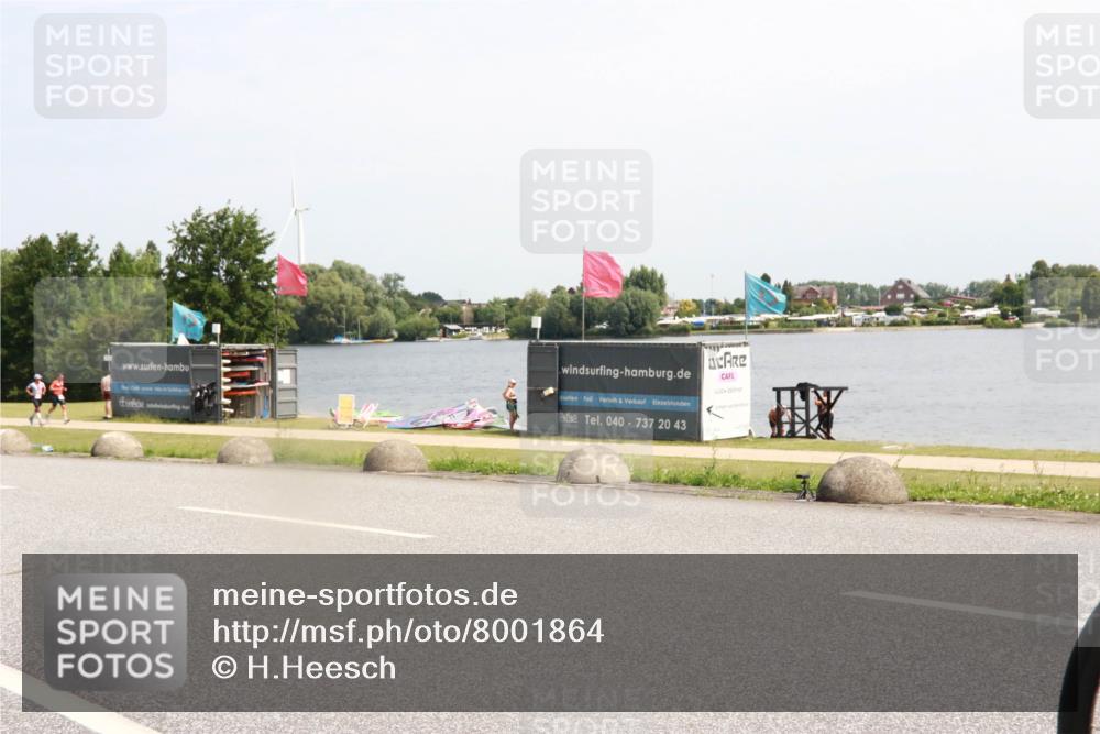 21.06.2025 - 27. Vierlanden-Triathlon H.Heesch http://msf.ph/oto/8001864 15.06.2025 11:46:30 Radfahren 640, 805 meine-sportfotos.de
