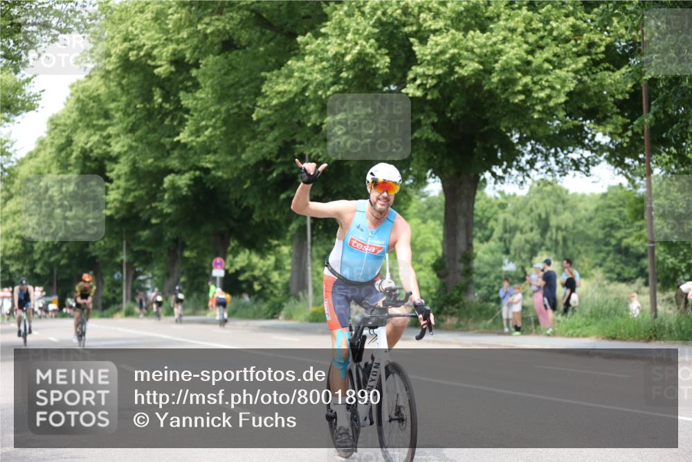 15.06.2025 - 7 Türme Triathlon Yannick Fuchs http://msf.ph/oto/8001890 15.06.2025 13:15:59 Radfahren 213, 236, 258, 326, 368, 418, 487, 565, 645, 781, 903 meine-sportfotos.de