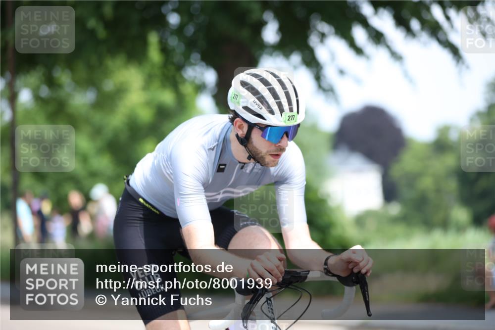 15.06.2025 - 7 Türme Triathlon Yannick Fuchs http://msf.ph/oto/8001939 15.06.2025 12:29:12 Radfahren 353, 596 meine-sportfotos.de