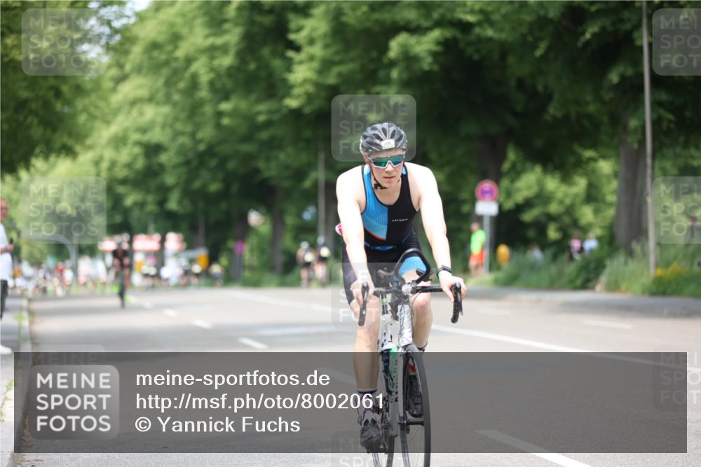 15.06.2025 - 7 Türme Triathlon Yannick Fuchs http://msf.ph/oto/8002061 15.06.2025 13:16:02 Radfahren 213, 236, 258, 326, 368, 565, 645, 781, 903, 905, 1179 meine-sportfotos.de