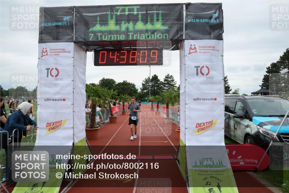 15.06.2025 - 7 Türme Triathlon Michael Strokosch http://msf.ph/oto/8002116 15.06.2025 14:38:09 Ziel 643 meine-sportfotos.de
