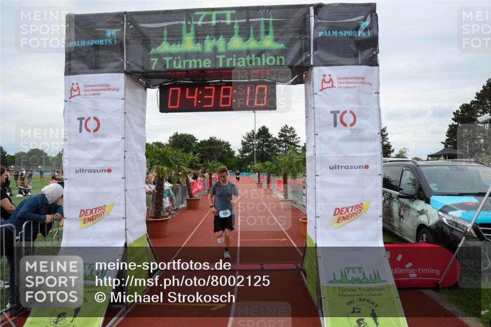 15.06.2025 - 7 Türme Triathlon Michael Strokosch http://msf.ph/oto/8002125 15.06.2025 14:38:09 Ziel 643 meine-sportfotos.de