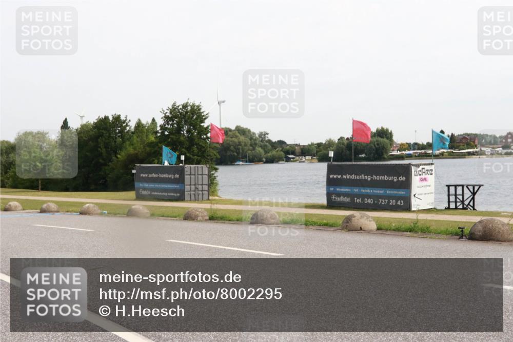 15.06.2025 - 27. Vierlanden-Triathlon H.Heesch http://msf.ph/oto/8002295 15.06.2025 10:28:39 Radfahren 138, 519, 532, 535, 569 meine-sportfotos.de
