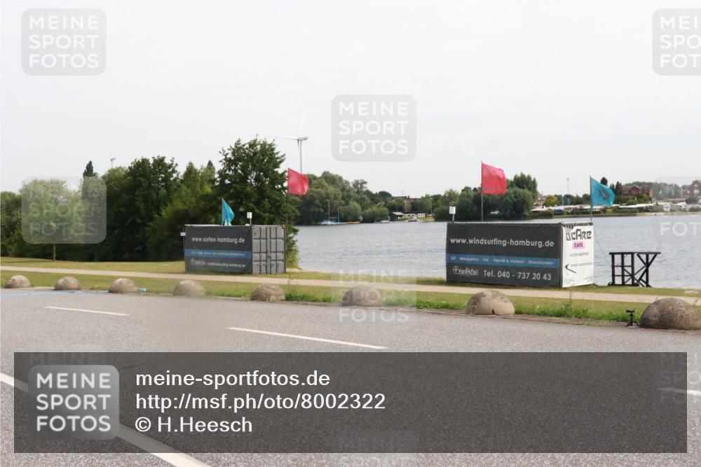 15.06.2025 - 27. Vierlanden-Triathlon H.Heesch http://msf.ph/oto/8002322 15.06.2025 10:28:40 Radfahren 138, 519, 532, 535, 569 meine-sportfotos.de