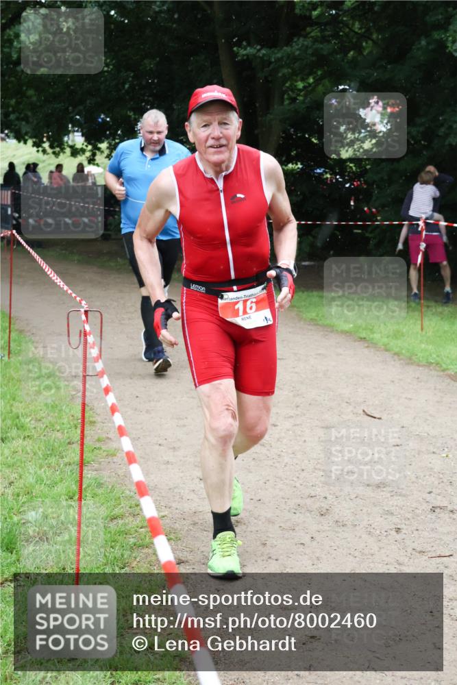 21.06.2025 - 27. Vierlanden-Triathlon Lena Gebhardt http://msf.ph/oto/8002460 15.06.2025 14:09:37 Laufen 16 meine-sportfotos.de