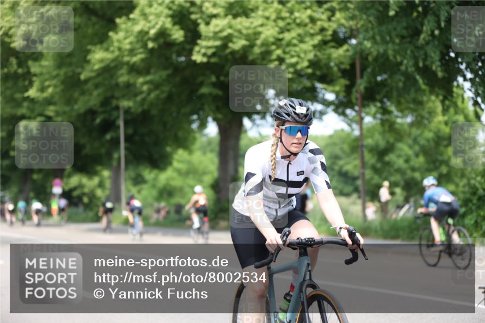 15.06.2025 - 7 Türme Triathlon Yannick Fuchs http://msf.ph/oto/8002534 15.06.2025 13:16:17 Radfahren 205, 420, 490, 514, 556, 742, 806, 825, 866, 1131 meine-sportfotos.de