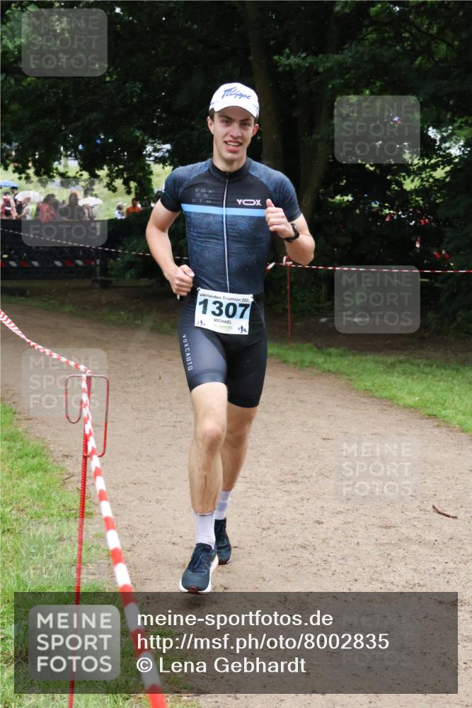 21.06.2025 - 27. Vierlanden-Triathlon Lena Gebhardt http://msf.ph/oto/8002835 15.06.2025 14:10:56 Laufen 202, 1307, 14 meine-sportfotos.de