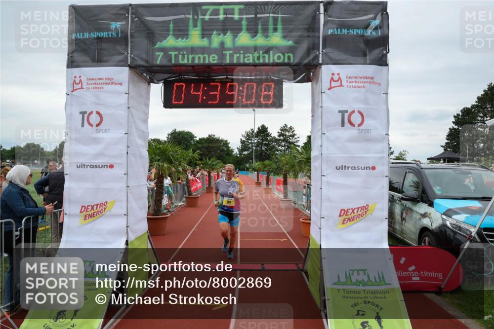 15.06.2025 - 7 Türme Triathlon Michael Strokosch http://msf.ph/oto/8002869 15.06.2025 14:39:08 Ziel 765 meine-sportfotos.de