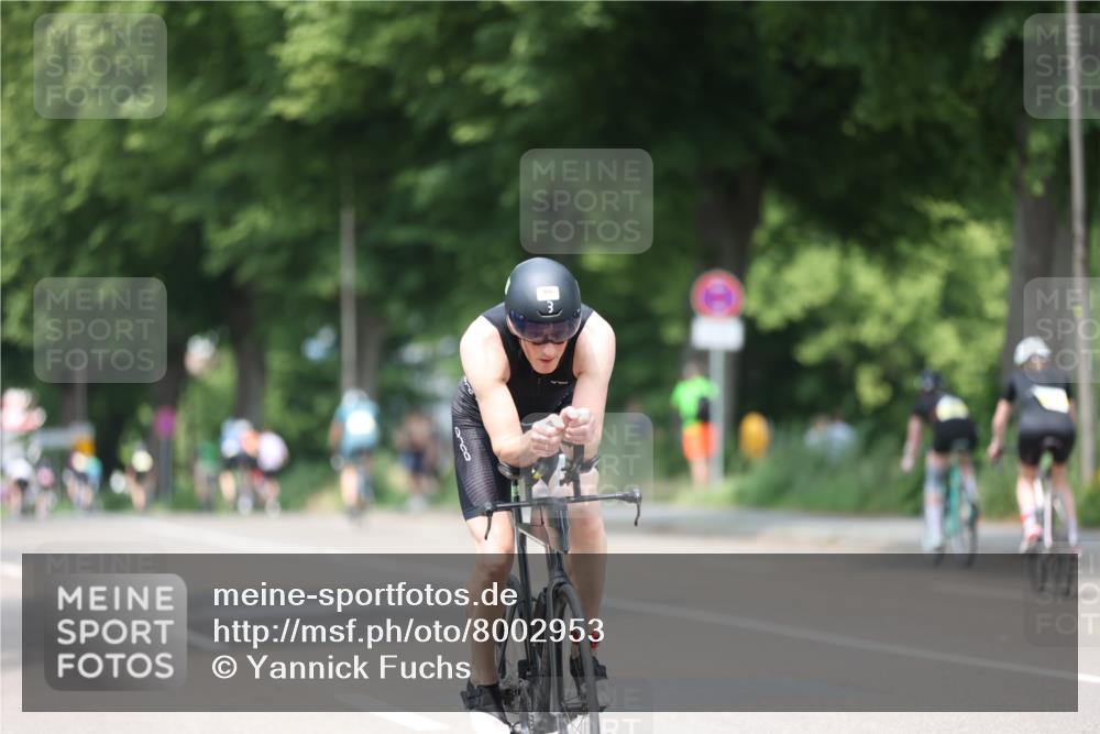 15.06.2025 - 7 Türme Triathlon Yannick Fuchs http://msf.ph/oto/8002953 15.06.2025 13:16:28 Radfahren 729, 911, 931, 934, 994 meine-sportfotos.de
